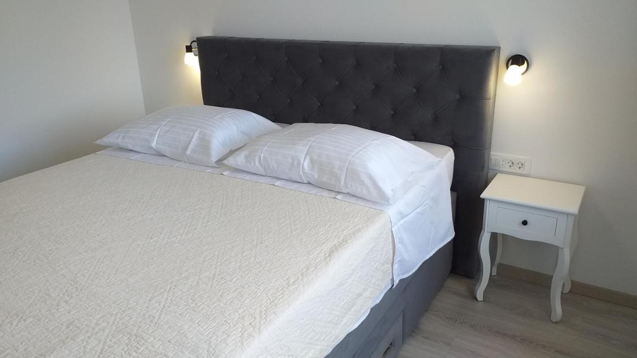 Lastovo Apartman Karla מראה חיצוני תמונה