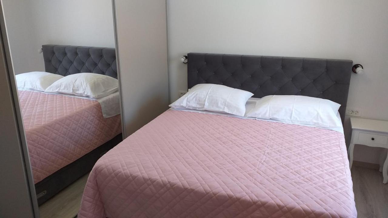 Lastovo Apartman Karla מראה חיצוני תמונה